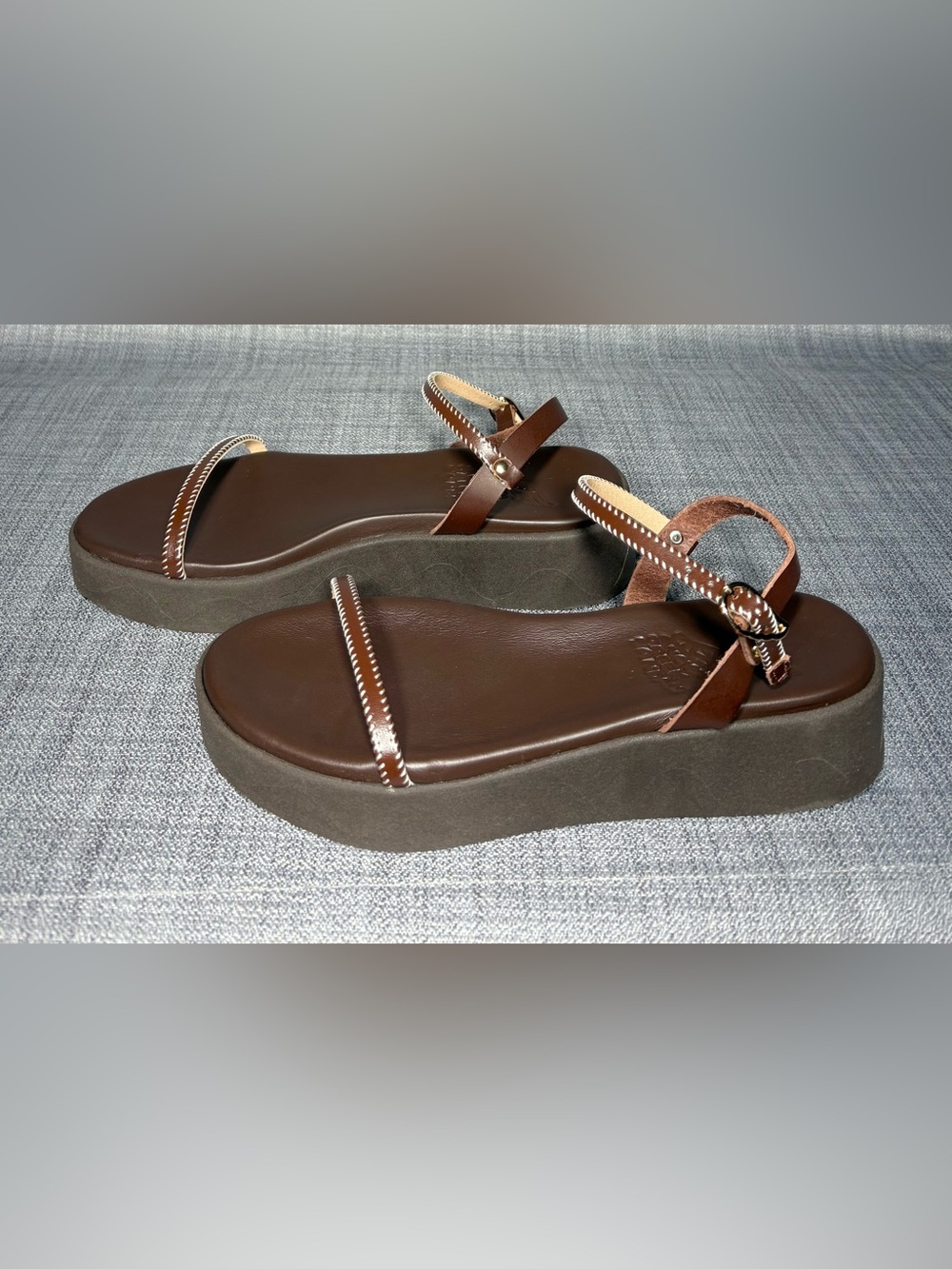 Ancient Greek Irida Stitch Leather Sandals Brown/Off White EU 37 / US 7 - Picture 4 of 7